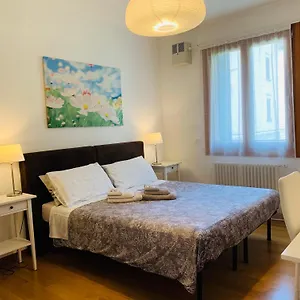 https://alloggio-portavenezia.hotelinveneto.com